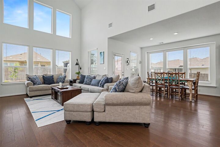 Property Photo: 114 Fortuna Court TX 78642