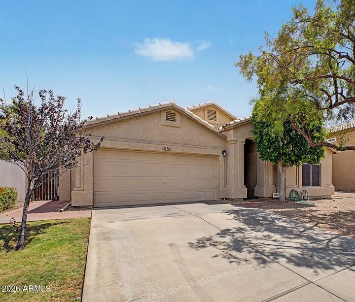 Property Photo:  1635 W San Remo Street  AZ 85233 
