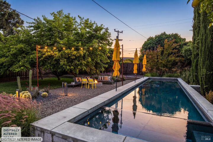 Property Photo: 6 Katlas Court CA 94945