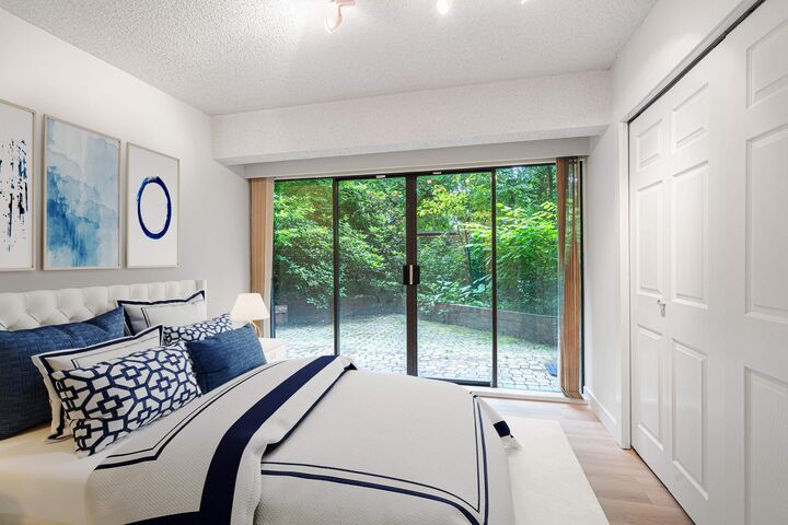 Property Photo:  747 17th Street 102  BC V7V 3T4 