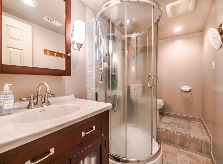 Property Photo:  1090 Ruthina Avenue  BC V7R 2E6 