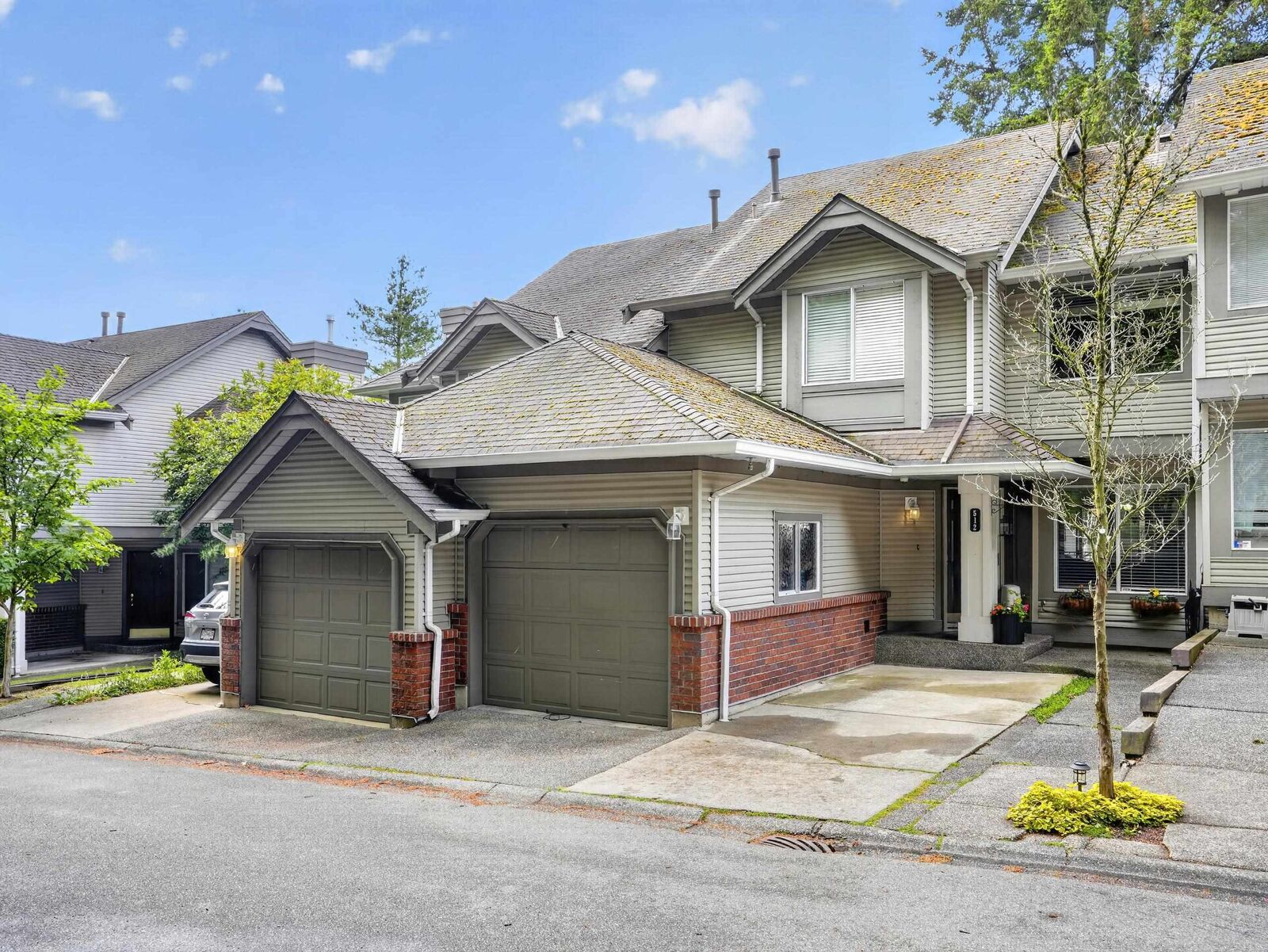 Property Photo: 13900 Hyland Road 512 BC V3W 2C3
