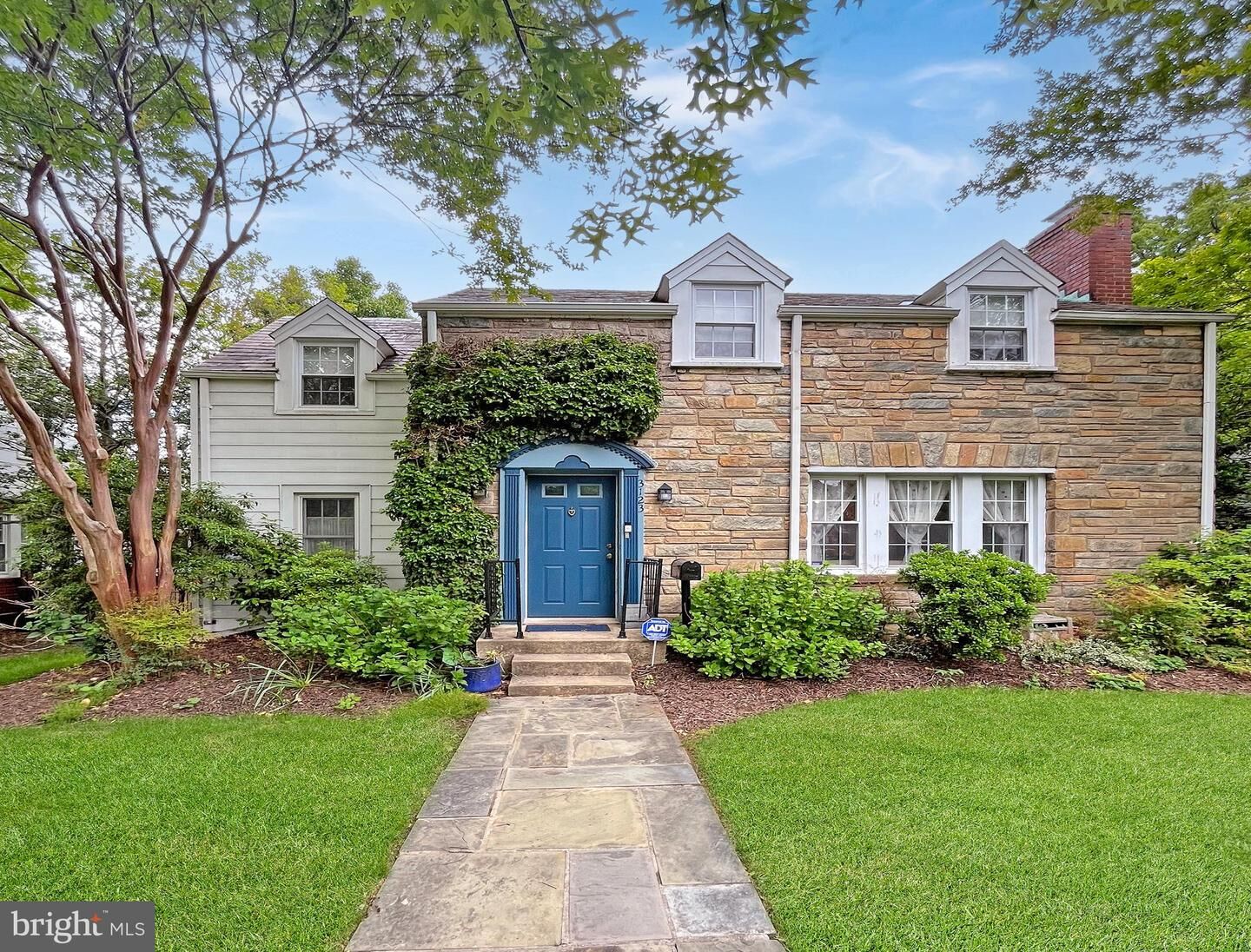 Property Photo:  3123 Belleview Avenue  MD 20785 