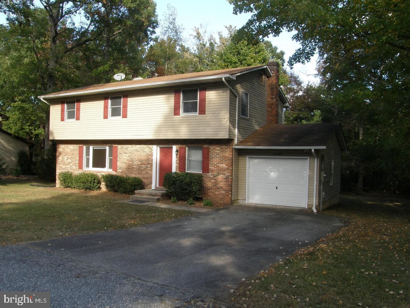 Property Photo:  21690 Galatea Street  MD 20653 
