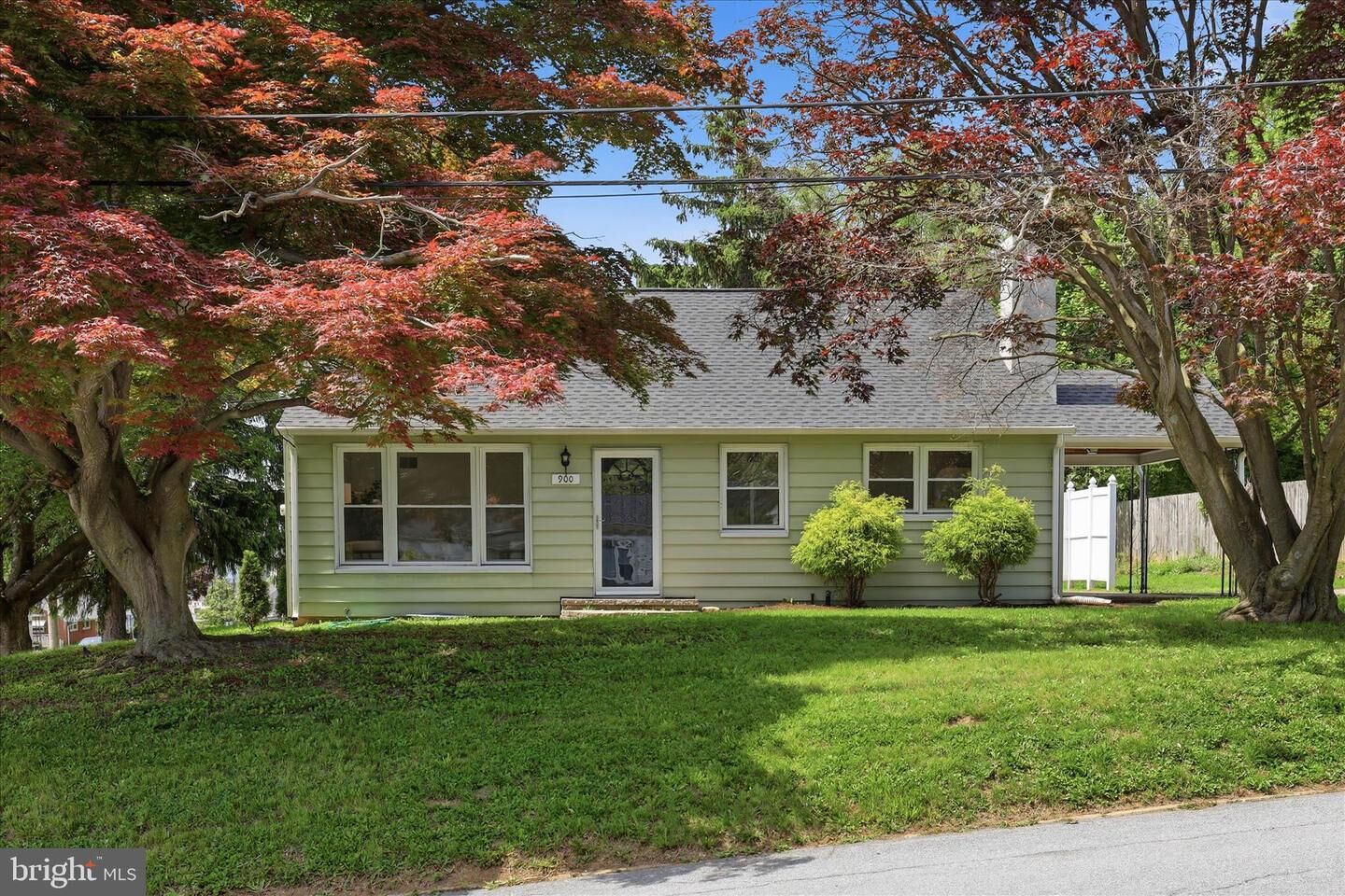 Property Photo: 900 Orange Street PA 17113