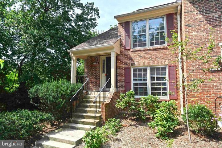 Property Photo: 2406 S Walter Reed Drive A VA 22206