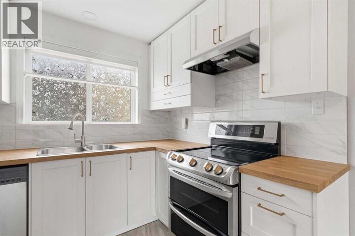 Property Photo:  600 Signal Road  AB T9H 3Z4 