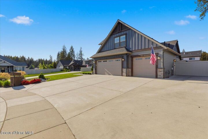 Property Photo:  1037 E Gravelstone Ct  ID 83835 