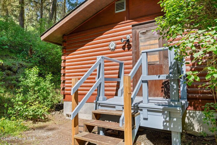 Property Photo:  906 S Canal St  ID 83814 