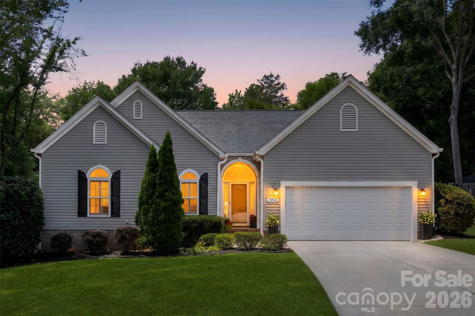 Property Photo: 21012 Entrada Drive NC 28031