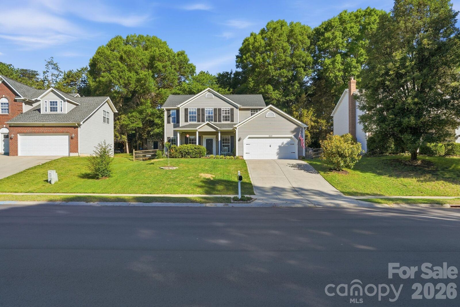 Property Photo: 11519 Withers Mill Drive NC 28278