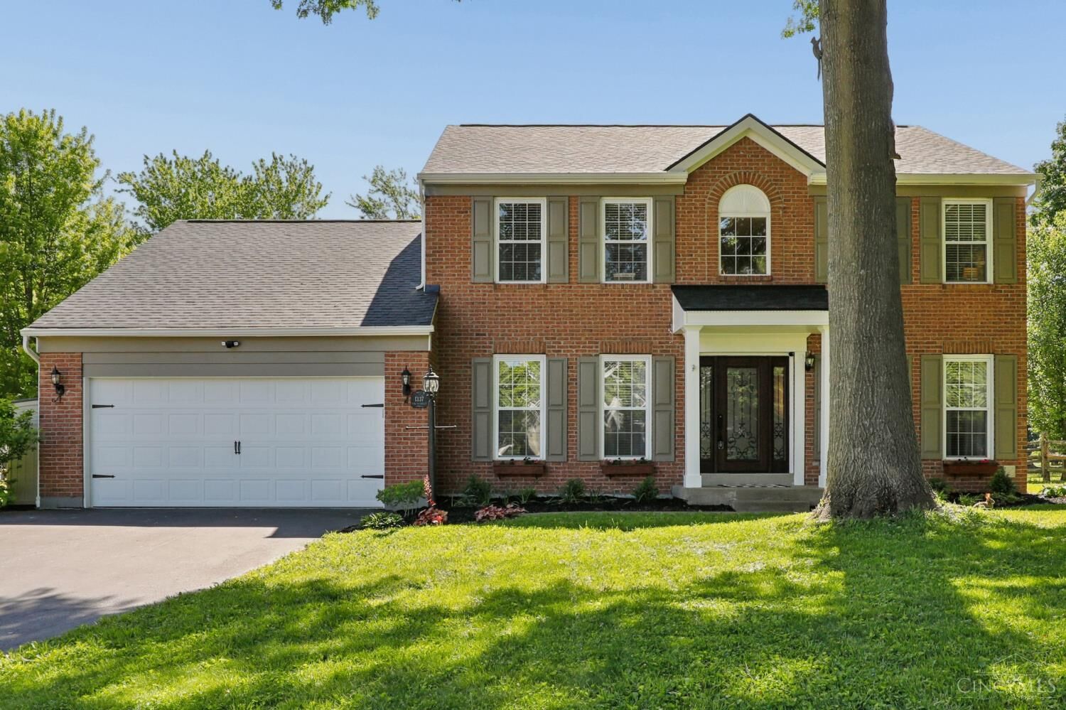 Property Photo:  1337 Kingfisher Court  OH 45102 