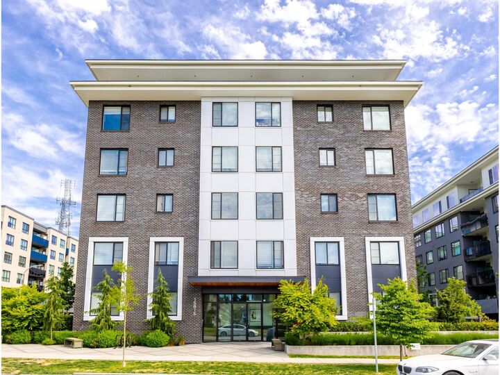 15815 85 Avenue 206 — photo 1