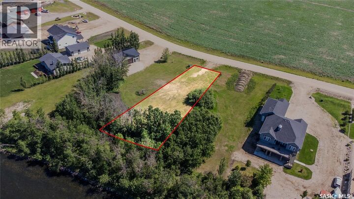 Property Photo:  37 Pape Drive  SK S0K 2A0 