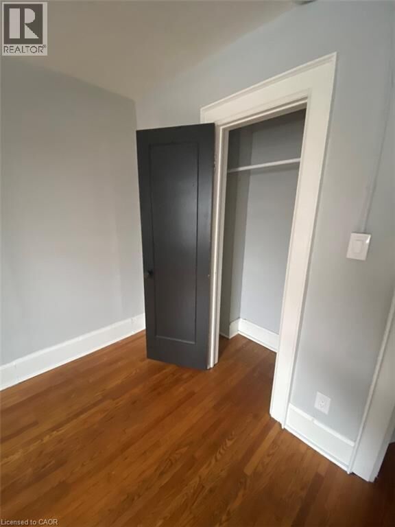 Property Photo:  216 King Street South 4  ON N2J 1R3 