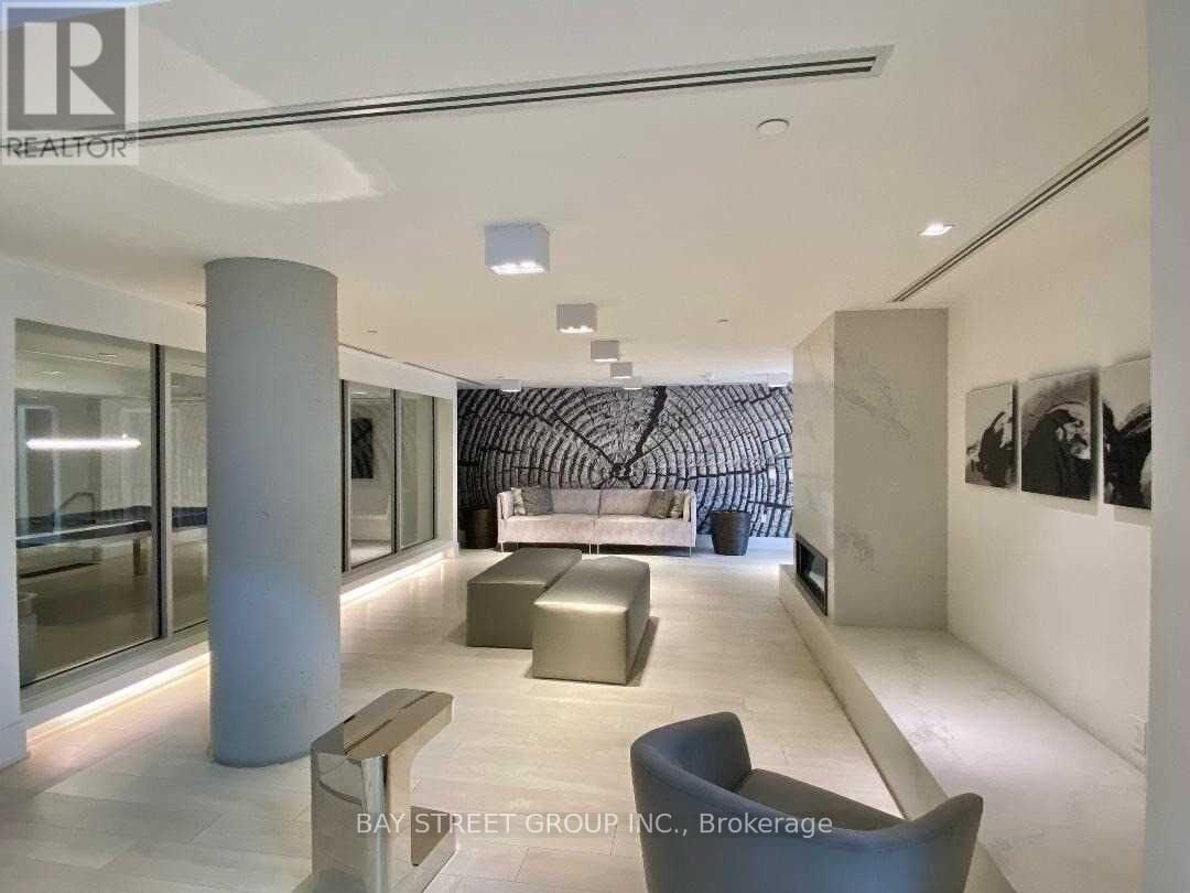Property Photo:  2916 Highway 7 Road 2605  ON L4K 0K6 