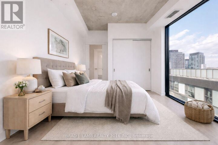 Property Photo:  284 King Street East 1302  ON M5A 1K4 