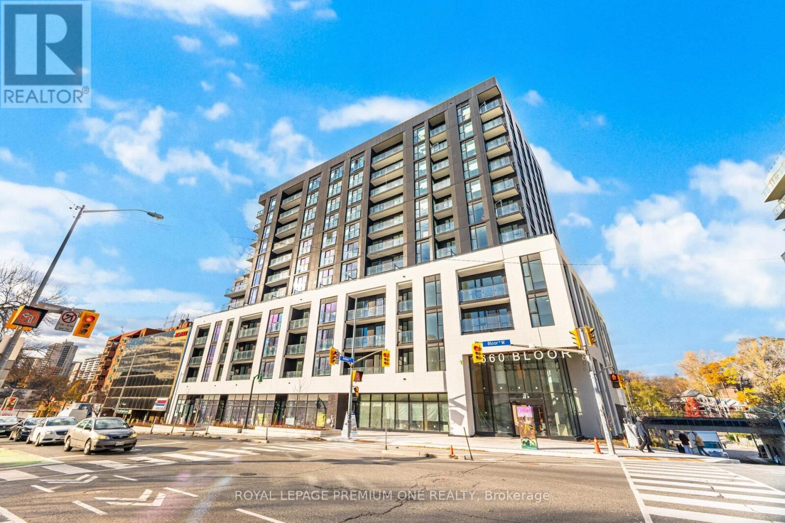 Property Photo:  1660 Bloor Street West 1008  ON M6P 1A8 