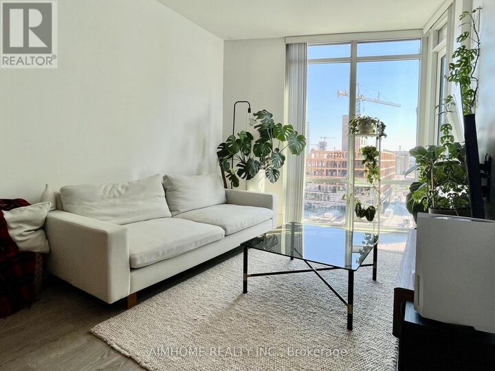 Property Photo:  15 Merchants' Wharf 808  ON M5A 0N8 