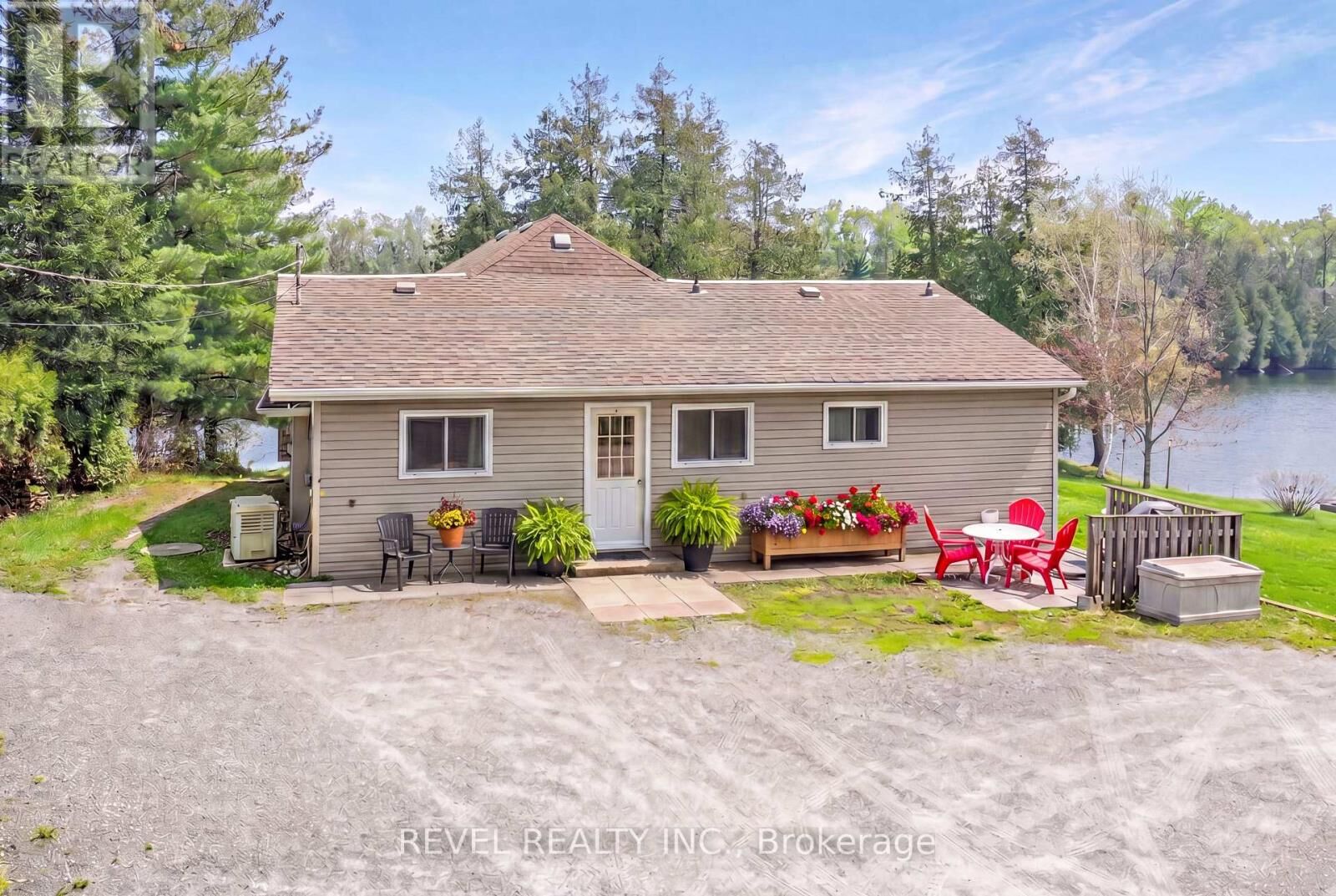 Property Photo:  106 Coldstream Road  ON K0M 1N0 