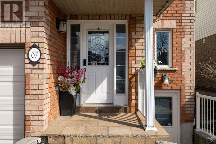 Property Photo:  67 Birchwood Drive  ON L4M 6X7 