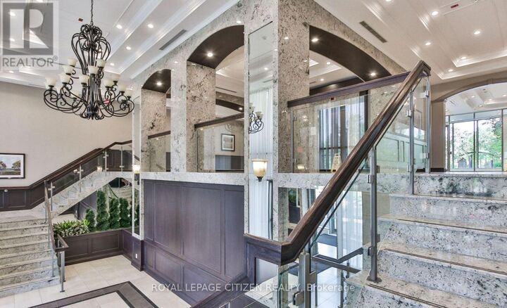 Property Photo:  281 Woodbridge Avenue 613  ON L4L 0C6 