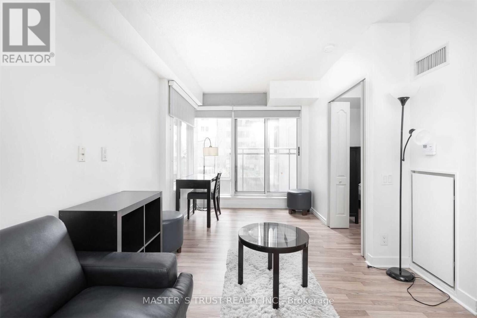 Property Photo:  8 Colborne Street 705  ON M5E 1E1 