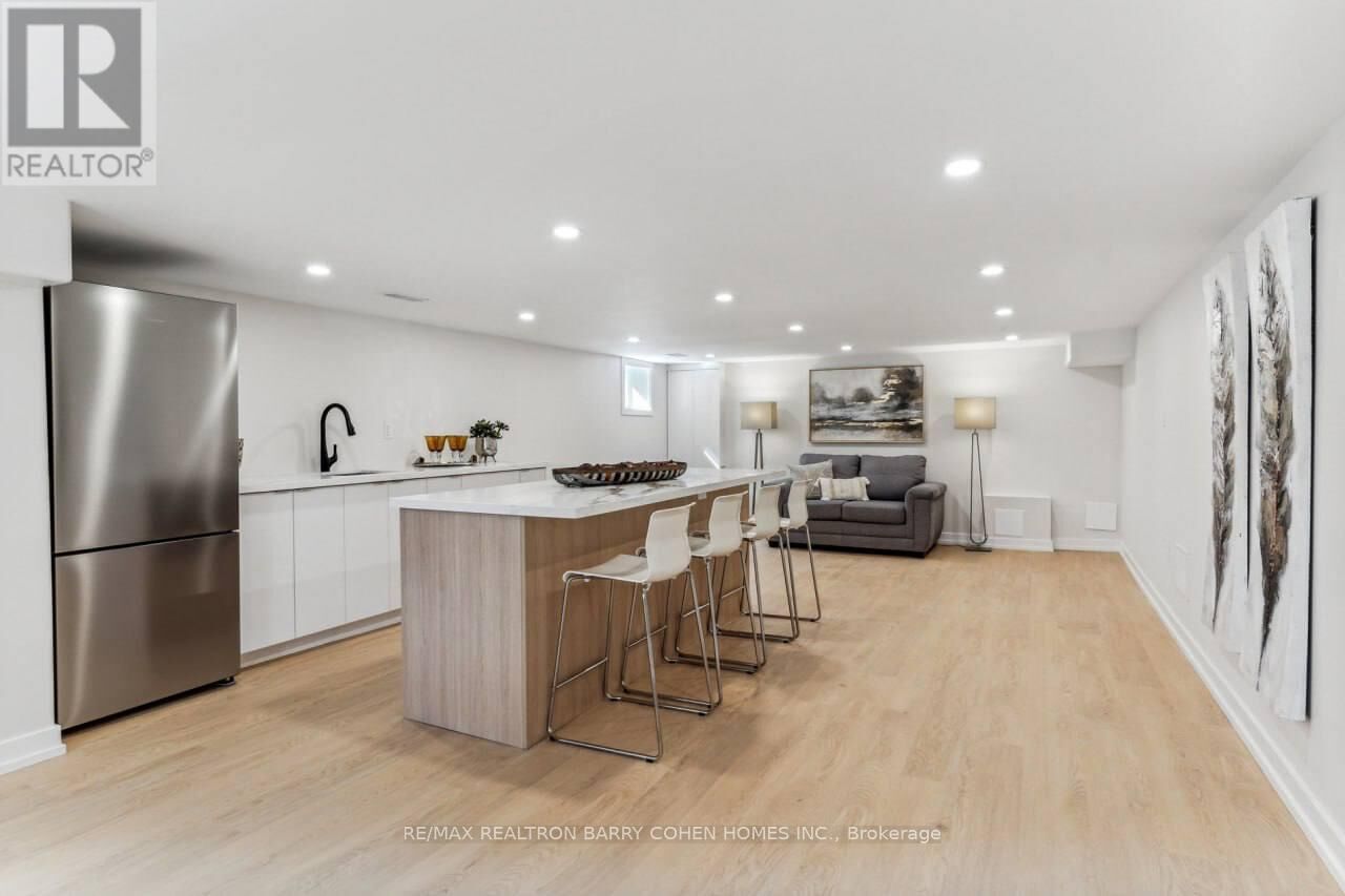 Property Photo:  31 Kennedy Street West  ON L4G 2L6 