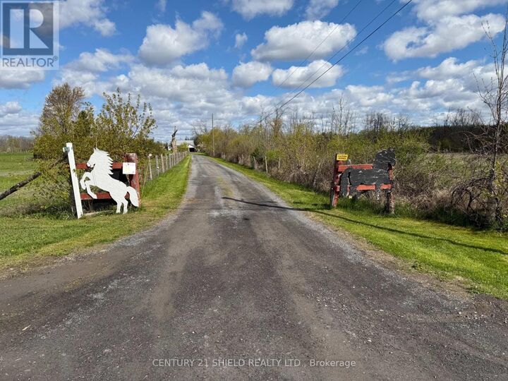Property Photo:  17637 Island Rd Road East  ON K0C 1S0 