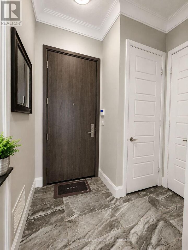 Property Photo:  25 Water Walk Drive 121  ON L6G 0G3 