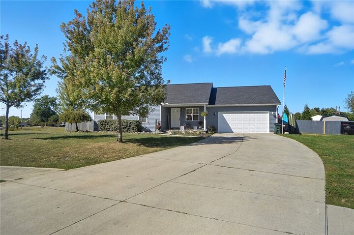 Property Photo:  204 Ivy Creek Cove  OH 45335 