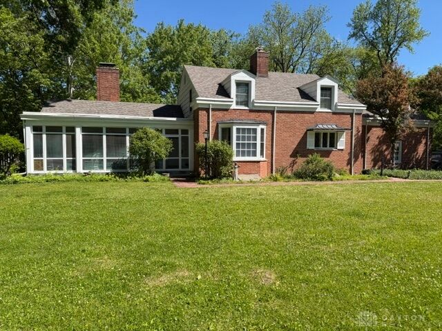 Property Photo: 221 Grandon Road OH 45419