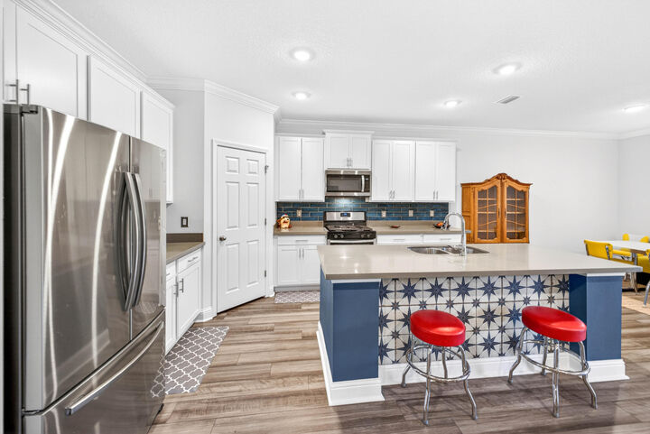 Property Photo:  247 E Sky Way  FL 32439 