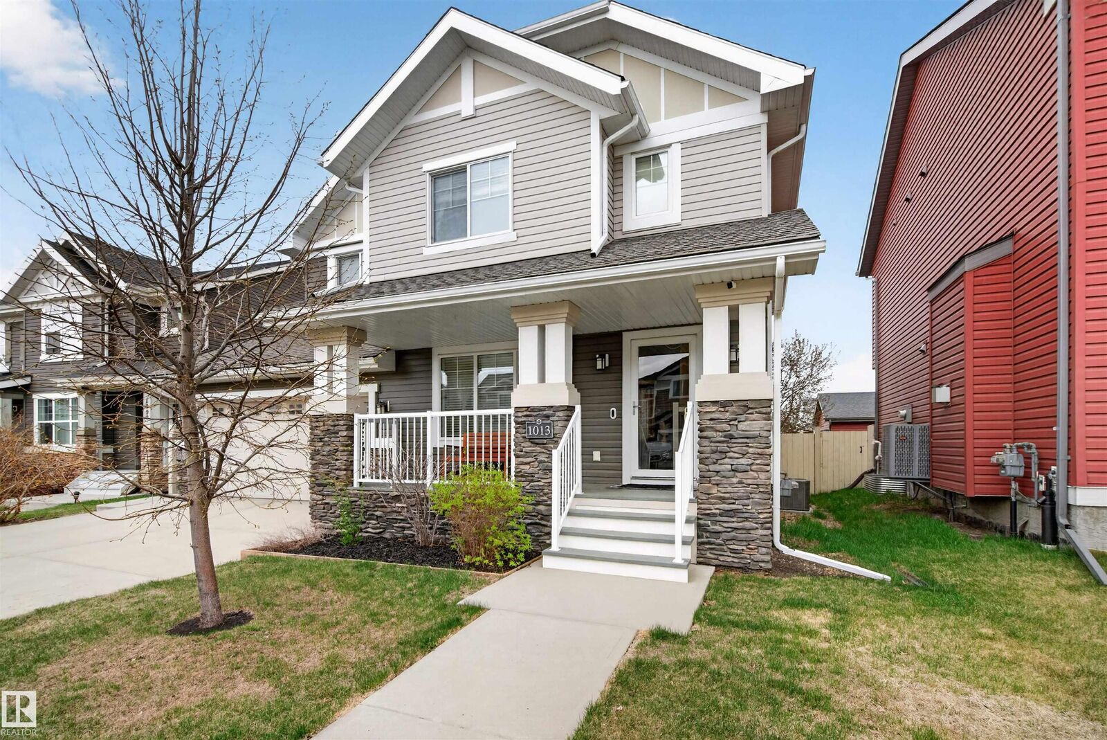 Property Photo:  1013 162 Street SW  AB T6W 2G9 