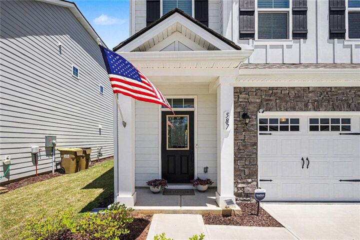 Property Photo:  587 Gunter Drive  GA 30548 