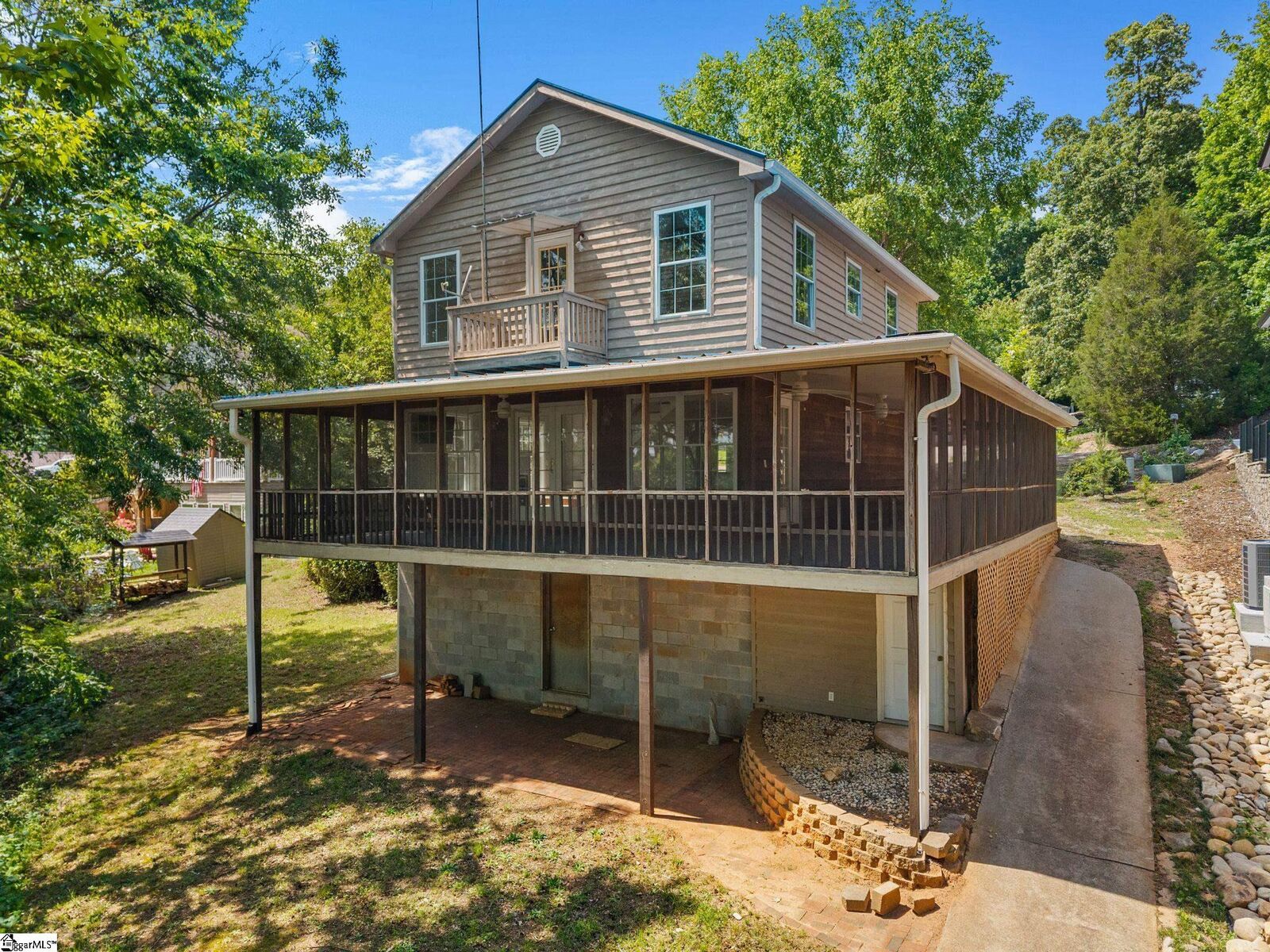 Property Photo:  104 Lakehill Drive  SC 29643 