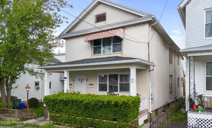Property Photo:  433 Willow Street  PA 18505 