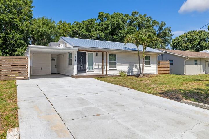 Property Photo:  3616 Stardust Place  FL 34232 