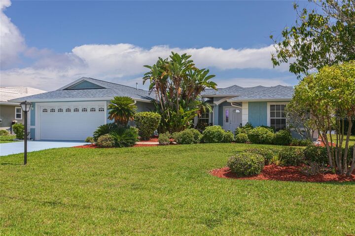 Property Photo:  5557 Bowline Bend  FL 34652 