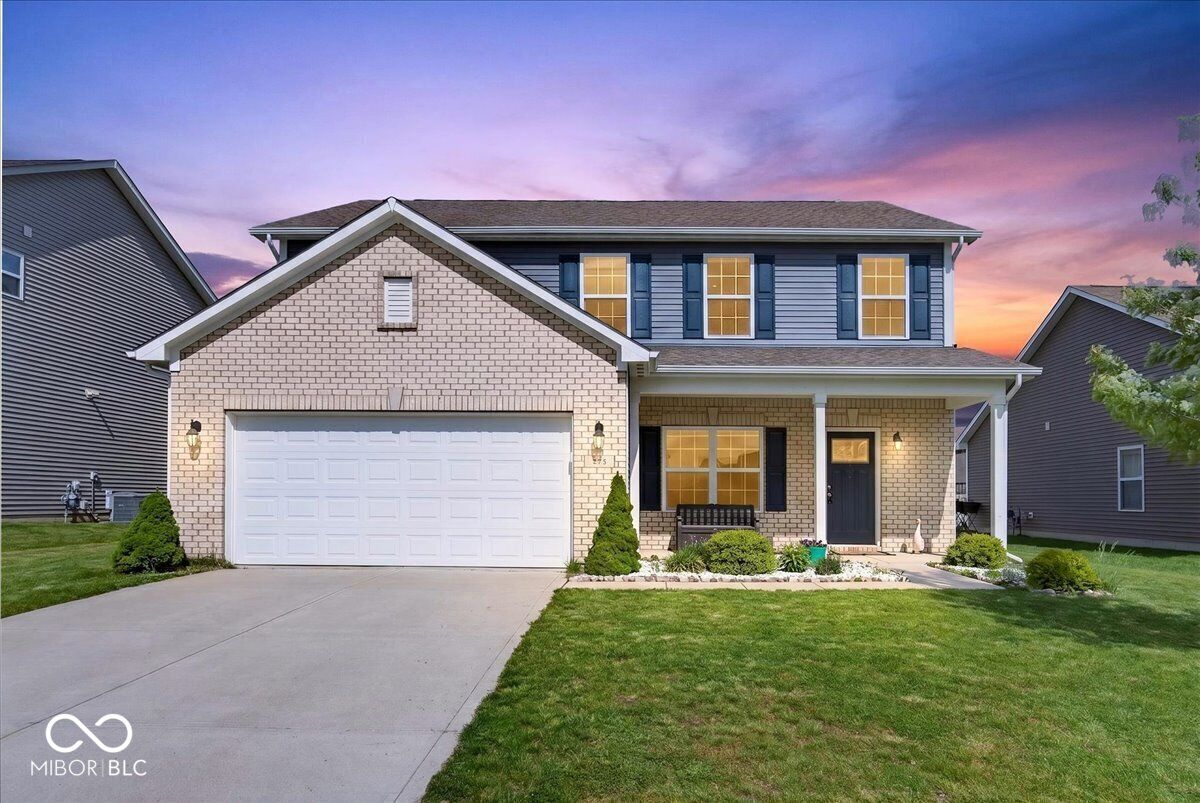 Property Photo:  275 Longleaf Lane  IN 46140 