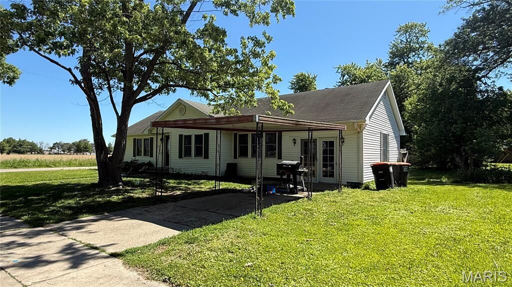 Property Photo:  410 N Cypress Street  MO 63730 