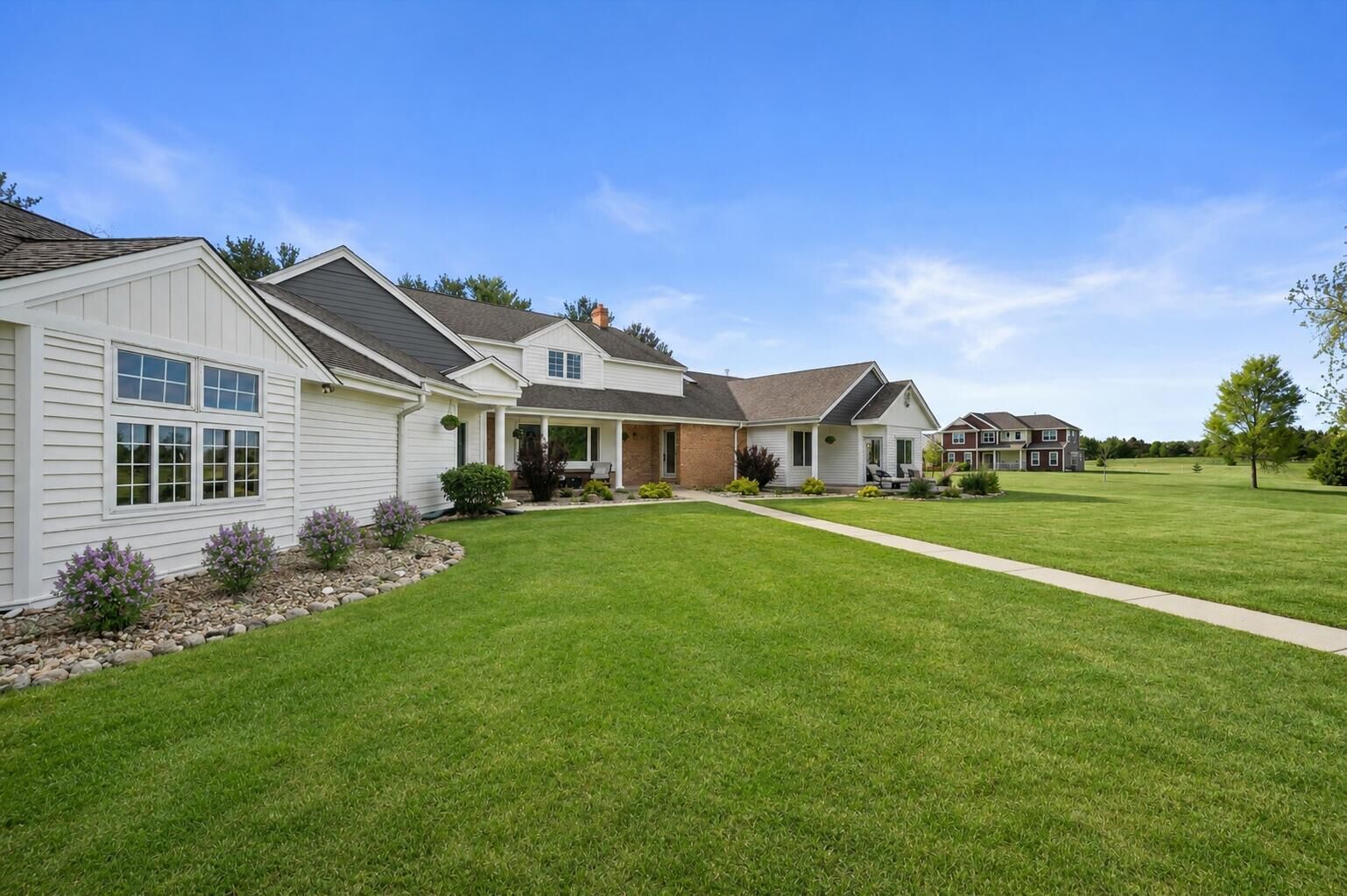 Property Photo:  S90w34465 Whitetail Dr  WI 53119 
