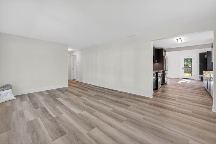 Property Photo: 241 S Riverside Drive IL 60181