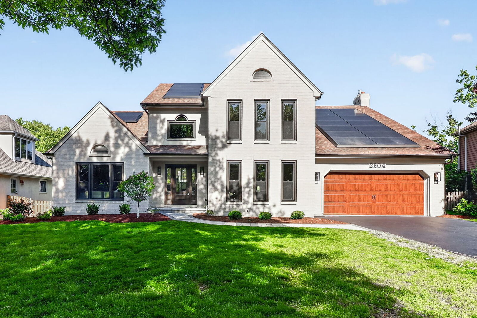 Property Photo: 2604 Newport Drive IL 60565
