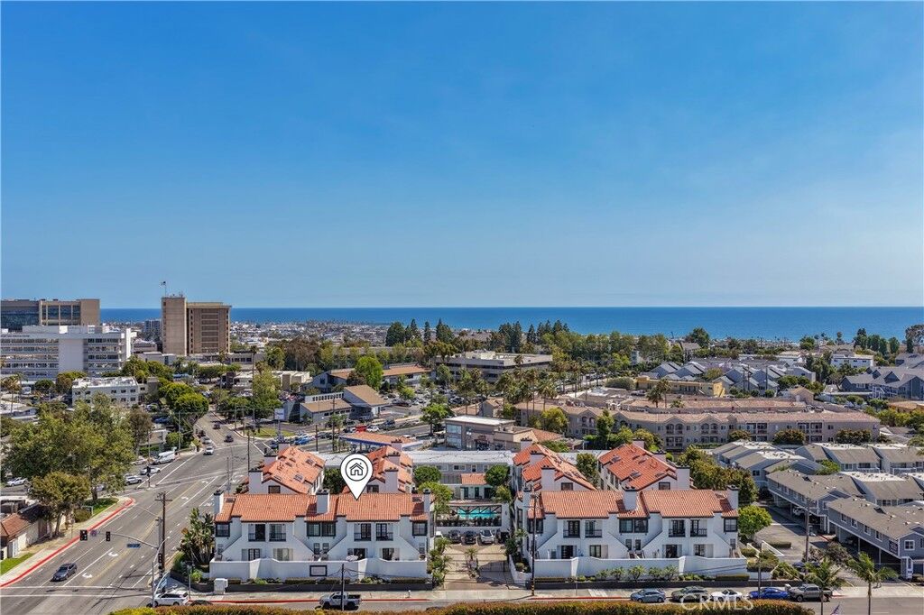 Property Photo:  811 W 15th 2B  CA 92663 