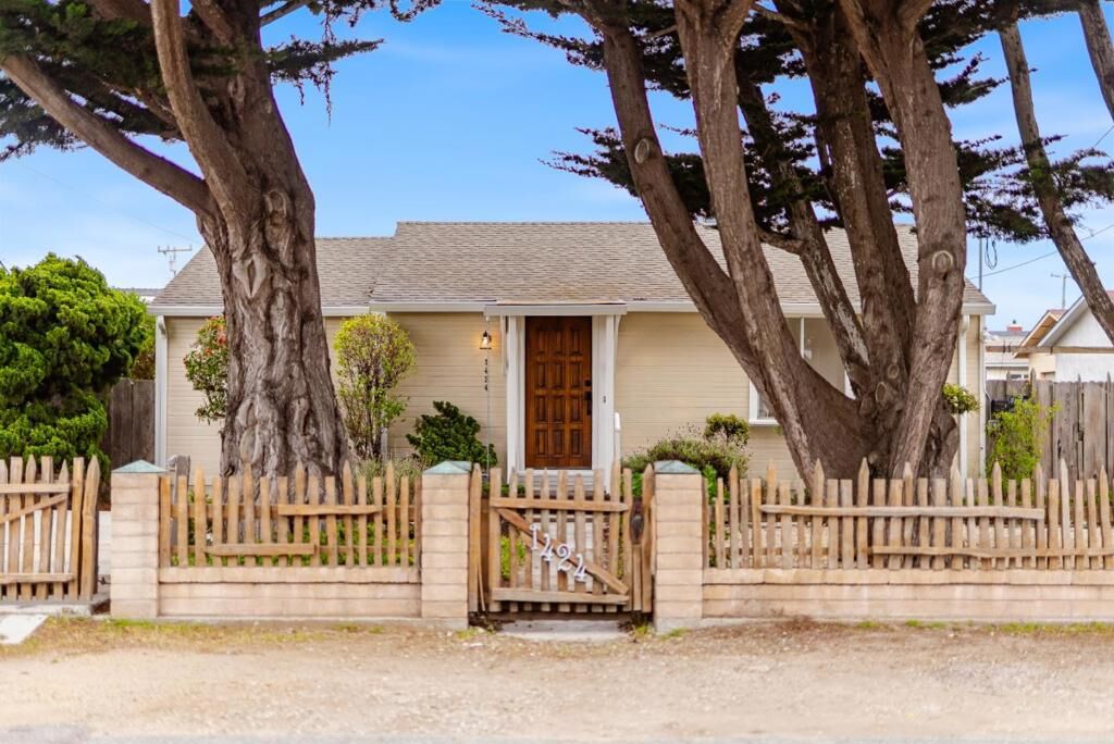 Property Photo:  1424 Contra Costa Street  CA 93955 