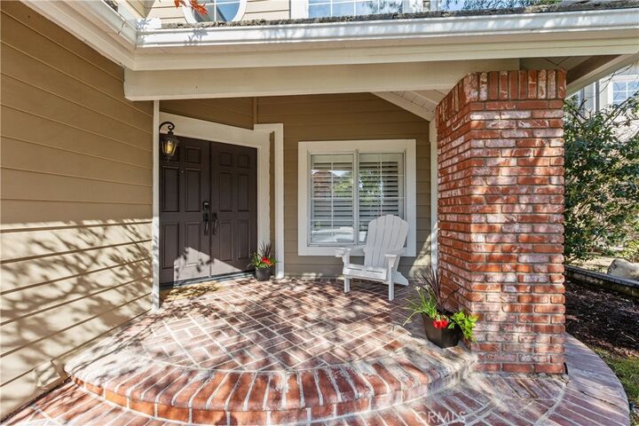Property Photo:  21842 Las Nubes  CA 92679 