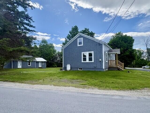 Property Photo: 887 Foxes Ridge Road ME 04001