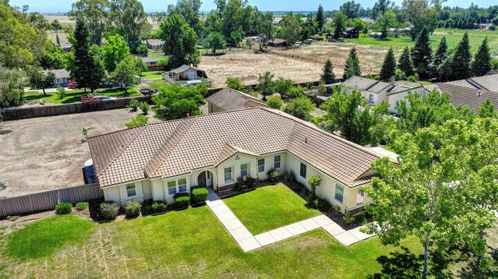 Property Photo: 8001 Stallion Way CA 95830