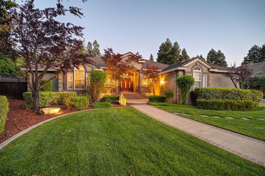 Property Photo:  2514 Regatta Court  CA 95618 